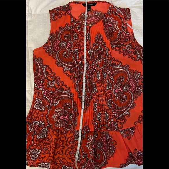 Banana Republic Sleeveless Paisley Top - Picture 5 of 8